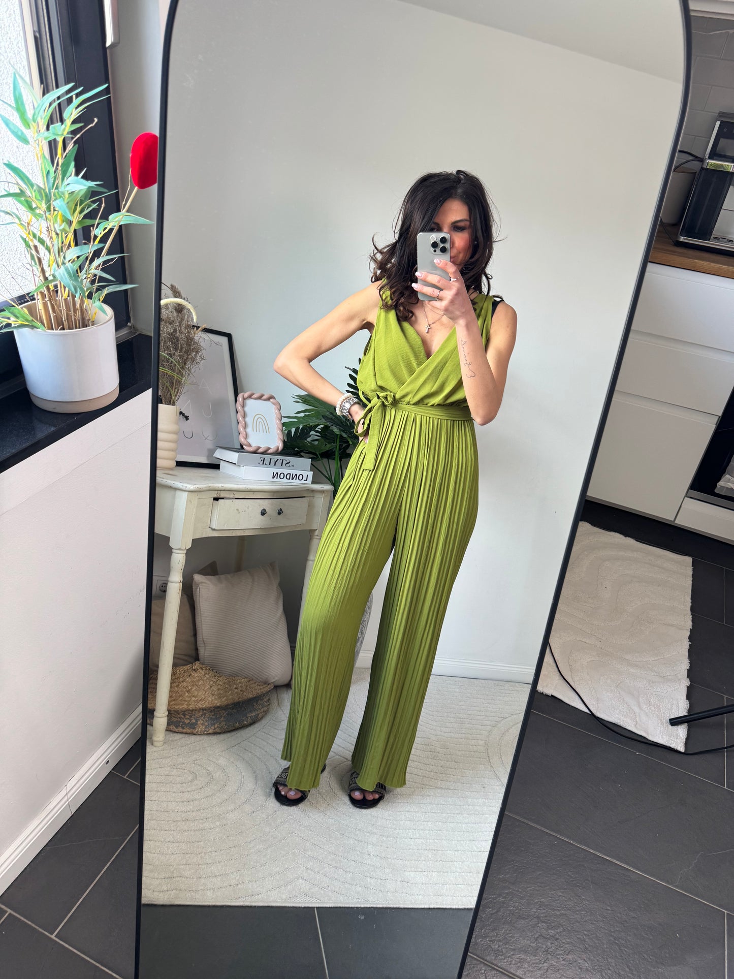Jumpsuit olivgrün "FERNANDA"