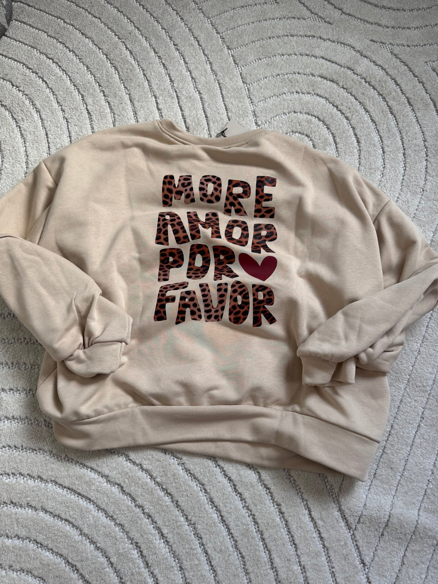 Sweater "More Amor Porfavor"