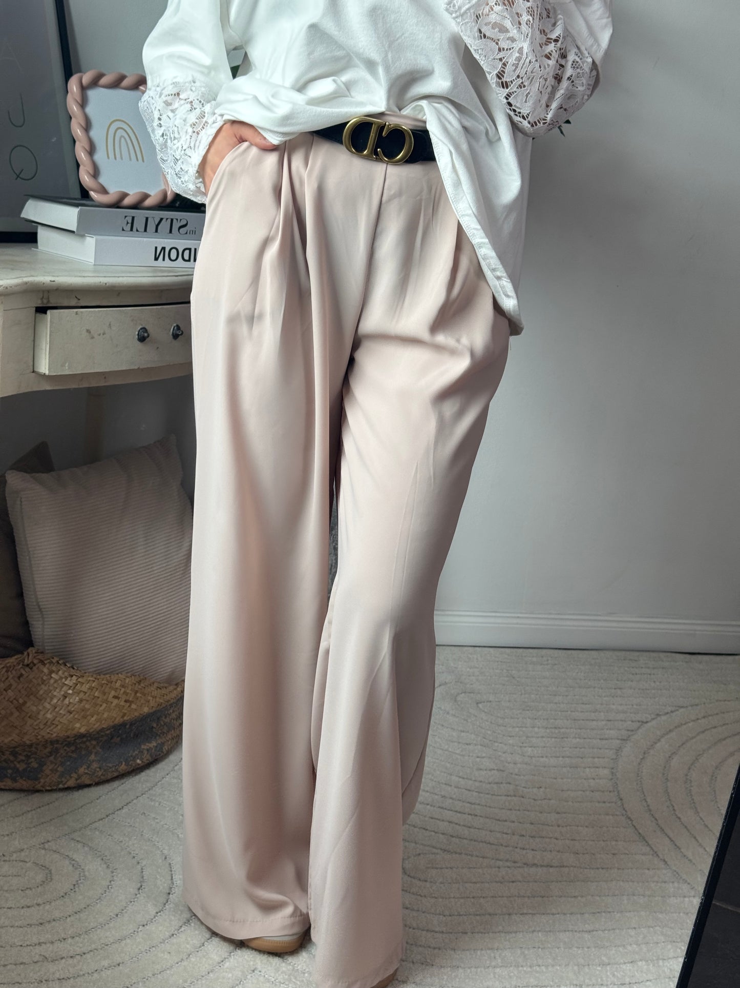 Feine Hose beige "LUNA"