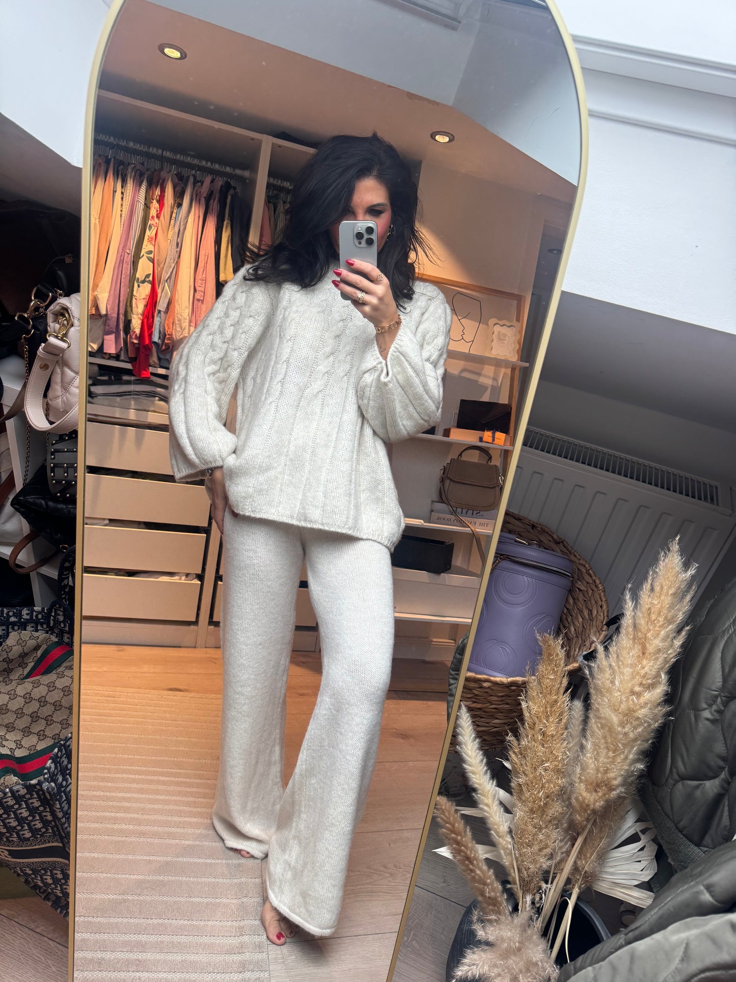 Hose Creme "Donatella"