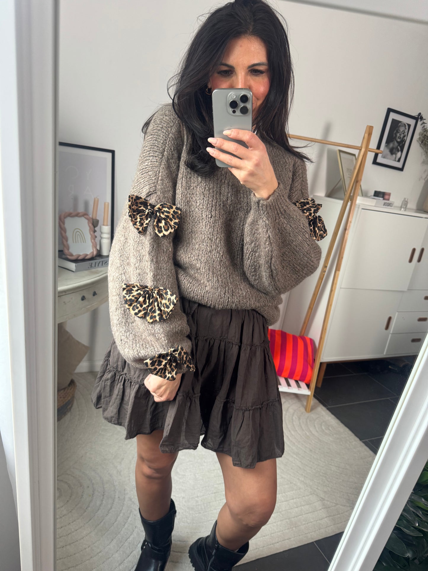 Pullover taupe "Leo Amore"